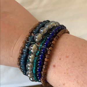 Brown and blue beaded bracelet